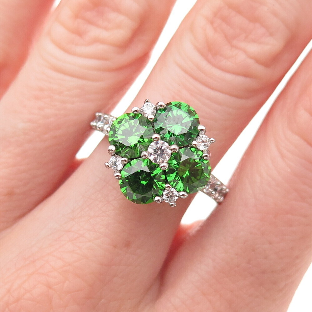 925 Sterling Silver Round-Cut Green & White C Z Ring Size 8